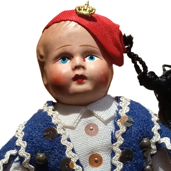 Vintage Collectible Doll - Picture 13 of 15